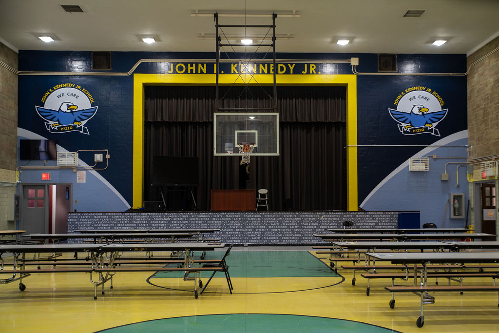 Auditorium environment in school colors
